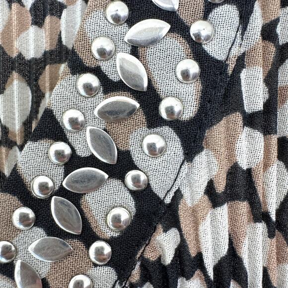 Catherine's Womens Blouse Top Size 3X Pleated Embellished Career Flowy Black - Picture 4 of 7